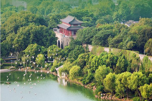 Section from Qingliang Gate to Zhongyang Gate